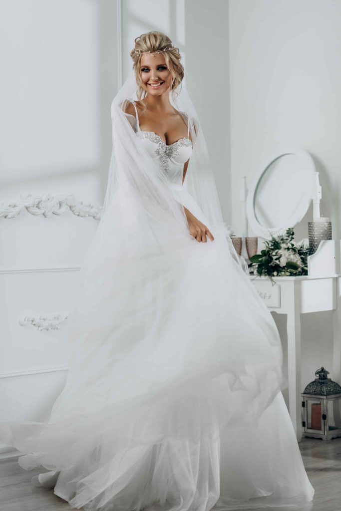 Фото Свадебное платье с вышивкой - Blanche Bridal